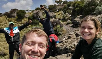 Trek de 6 jours au Mont Kenya : Aventure sur la route de Sirimon à Chogoria