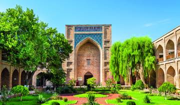 Uzbekistan: Compact Experience