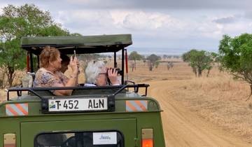 1 jour de safari de la faune nationale de Mikumi en Sgr-Train circuit