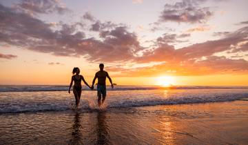 Costa Rica to Panama: Surf, Treks & Starry Skies