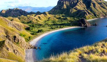 Flores Frontier: Jungles, Villages & Komodo Quests
