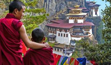 Teeplantagen, Dzongs und Stupas (von Delhi bis Kathmandu)