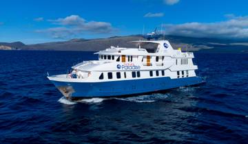 Natural Paradise Galapagos Yacht Tour