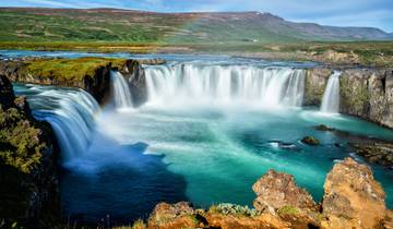 Under the northern sky: a romantic trip around Iceland Tour
