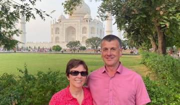 2025 Bestselling 13 Days Golden Triangle Tour with Incredible Rajasthan by private car and driver Tour