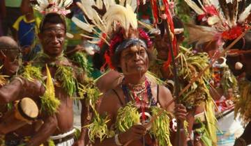 PNG: Sepik Traditions and Island Mysteries