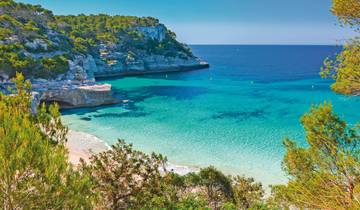Hike Menorca in comfort