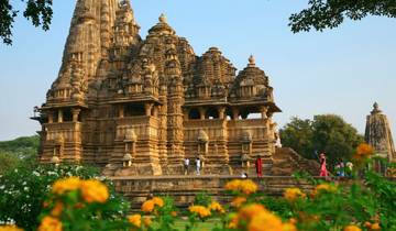 Historische & kulturelle 10 Tage Privatreise: Goldenes Dreieck, Varanasi Ghats & Khajuraho UNESCO-Tempel Rundreise