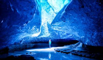 Iceland 5-Day Adventure: Golden Circle, Ice Cave, Glacier Lagoon & Northern Lights