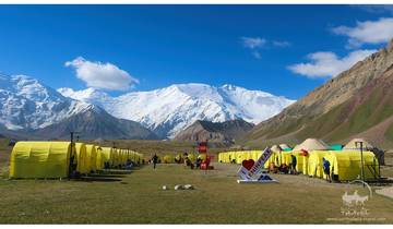 Trekking zum Fuß des Lenin-Gipfels mit Besteigung des Yukhin-Gipfels Osh-Osh) Rundreise