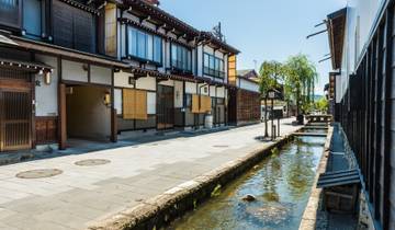 Le Japon féodal et les Alpes japonaises (including Shirakawa-go)