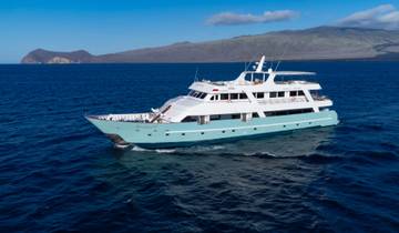 Galapagos SeaStar - 6 days A Tour
