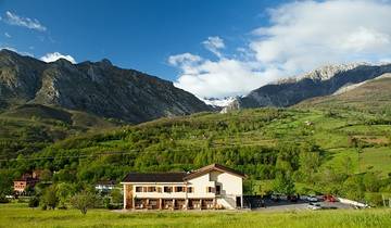 8 Day Northern Spain Itinerary, incl. Picos de Europa and Las Arenas