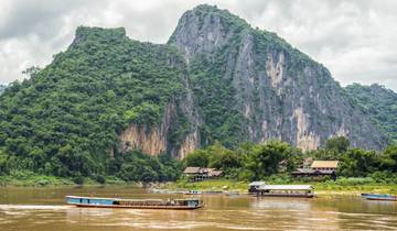 Handtekening:  De eeuwenoude tradities van Laos en Cambodja National Geographic Journeys