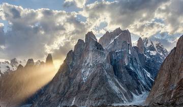 K2 Base Camp & Gondogoro-La Trek