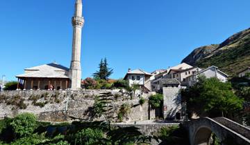 Vanuit Trebinje: Bosnië diepgaande culturele 3-daagse tour. Bezoek UNESCO sites, historische kloosters en middeleeuwse forten. Prachtige landschappen. Volop Ottomaanse erfenis. Culturele onderdompeling. Stenen bruggen. Onvergetelijke wijnen. Uitzond…-rondreis