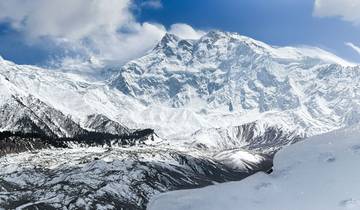 Circuito Ruta de senderismo al campamento base del Rakaposhi y visita turística al valle de Hunza