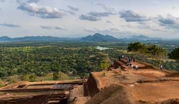 Geluxe : Sri Lanka : safaris à la découverte des léopards, les hauts plateaux du thé et les temples antiques