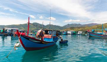 Vietnam: Historic Cities & Halong Bay Cruising Tour