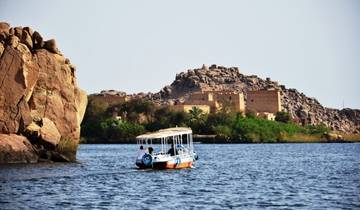 Pyramids & Nile by Train Tour