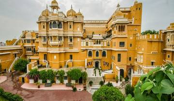 Taj Mahal and Wildlife with Royal Stay at Castles