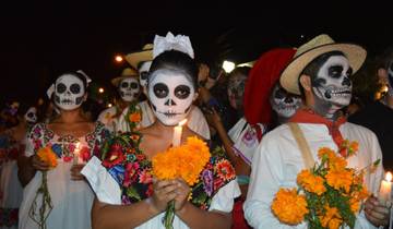 Circuito De Oaxaca a Puerto Escondido: Día de los Muertos