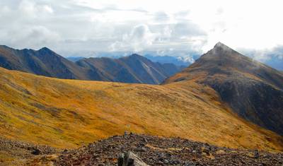 A Patagônia do Canadá: Trekking no Parque Territorial Tombstone — 5