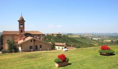 Ciclismo Gastronômico Autoguiado em Barolo de E-Bike — 4