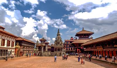 Passeio Privado de Meio Dia por Bhaktapur e Templo Changu Narayan — 2