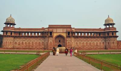 Taj Mahal with Kerala Special Women Tour — 3