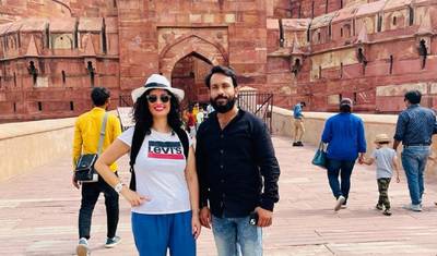 Taj Mahal Sunrise & Sunset Tour With Fatehpur Sikri Over Night — 4