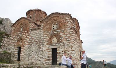 Tour Cultural e Cénico de 4 Dias: O Melhor do Sul da Albânia | Berat Gjirokaster Butrint | Riviera — 2