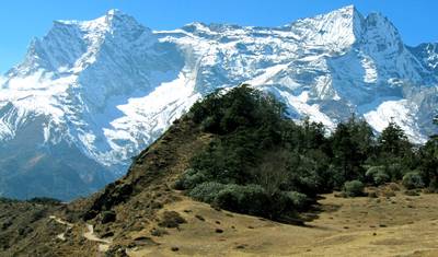 Caminhada ao Acampamento Base do Everest e Kalapathar — 3