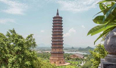 Excursão de Um Dia a Ninh Binh de Ônibus Limousine (Pagode Bai Dinh e Trang An Eco) — 4