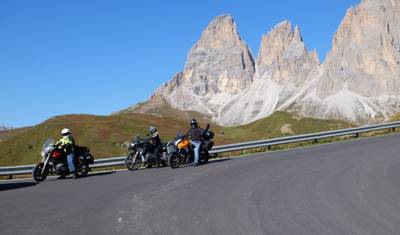 Tour de motocicleta pelos lagos italianos e Dolomitas (Guiado) — 4