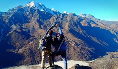 Caminhada pelo Vale de Langtang - 9 Dias — 2