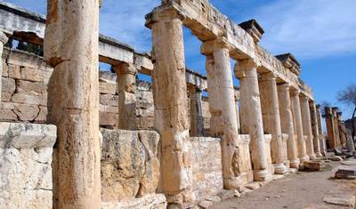 4 Dias - Capadócia, Pamukkale e Éfeso (Taxas de entrada em museus incluídas) — 4
