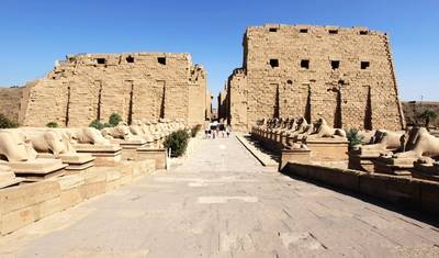 Maravilhoso Passeio de Barco pelo Rio Nilo entre Luxor e Assuão – 5 Dias — 3