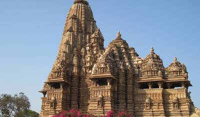 Ganges Sagrado e Templos de Khajuraho — 3