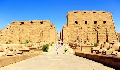 8 Dni Wakacji w Kairze, Asuanie, Luksorze i Sharm El Sheikh (Wizyta w Muzeum GEM) — 2