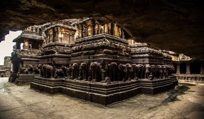 Cavernas de Ajanta, Ellora e Elephanta — 3