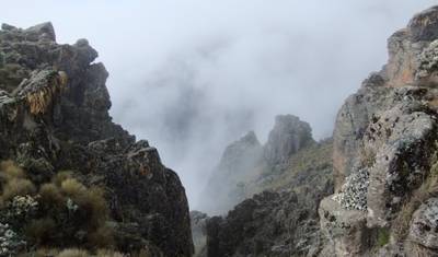 Mt Kenya Sirimon Chogoria 5 Dias — 2