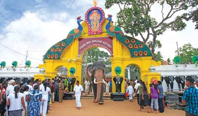 Tour de 6 Dias da Vida Cativa de Seetha Amman — 4