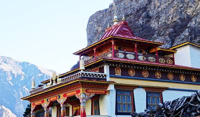 Nar Phu Valley Trek — 5
