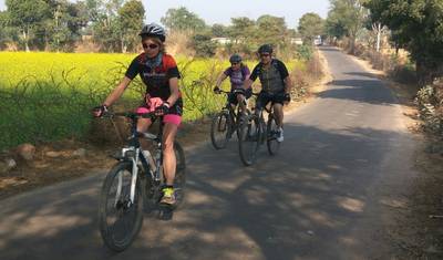 Ciclismo no Rajastão com Taj e Tigre — 2