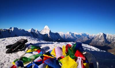 رحلة استكشافية إلى Island Peak عبر EBC — 5