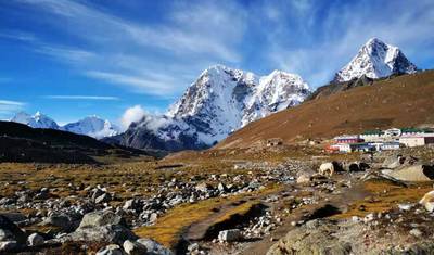 Trek do Bazy pod Mount Everest 16 dni dla Seniorów — 2