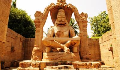Viagem Privada de 4 Dias ao Sítio UNESCO de Hampi saindo de Pune com Voos — 3