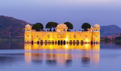 Viagem Privada de 3 Dias ao Triângulo Dourado saindo de Bangalore: Nascer do Sol no Taj Mahal, Hotéis de Luxo, Voos e Ingressos Sem Fila — 2