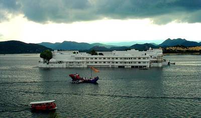 8 Day Delhi Agra Ranthambore Udaipur Jaipur Delhi Tour{Taj Mahal, Tigers, Lakes & More} — 3